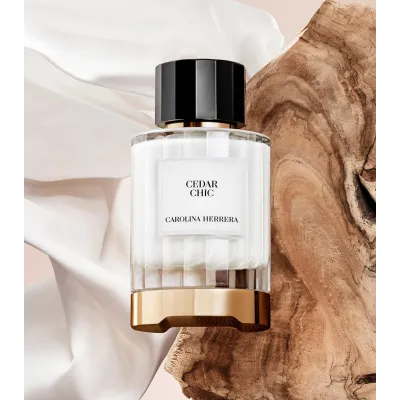 Carolina Herrera Cedar Chic Eau De Parfum 100ml  – Perfume Almizcle Floral Amaderado